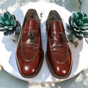 Carl Michaels Men's Size 9.5D Brown Leather Slip on Tasseled Loafers Shoes